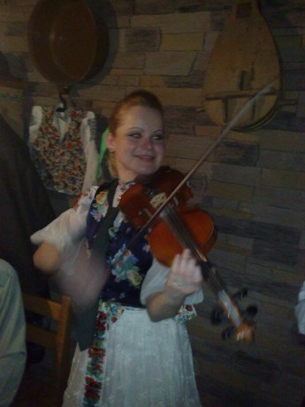 04122008064_mensi.jpg